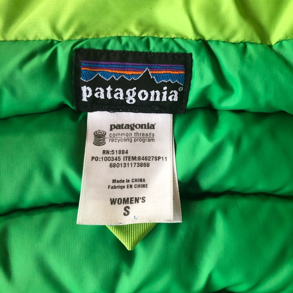 SOLD🏔 W’s Patagonia Down Sweater Vest 🏔 - Picture 7 of 10